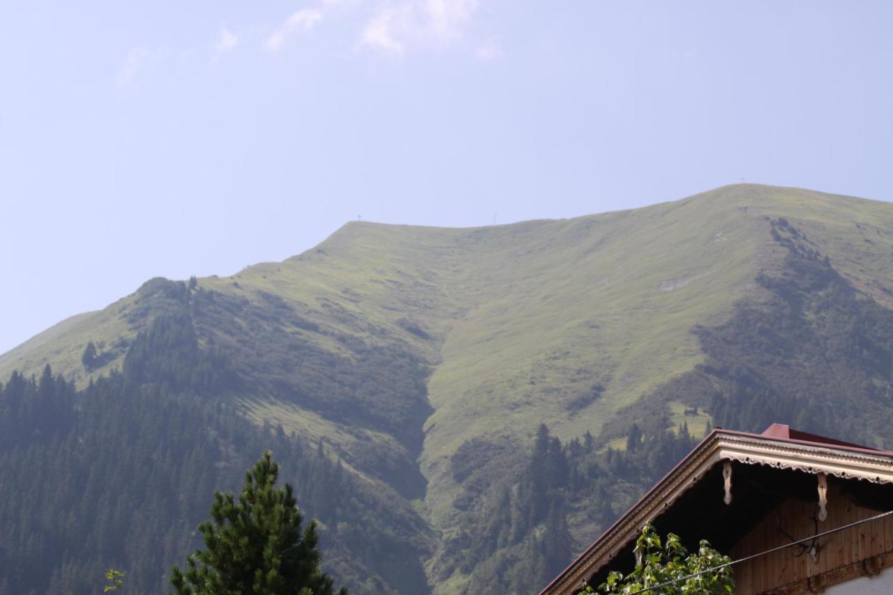 Ausfernerhof Apartment Berwang Luaran gambar
