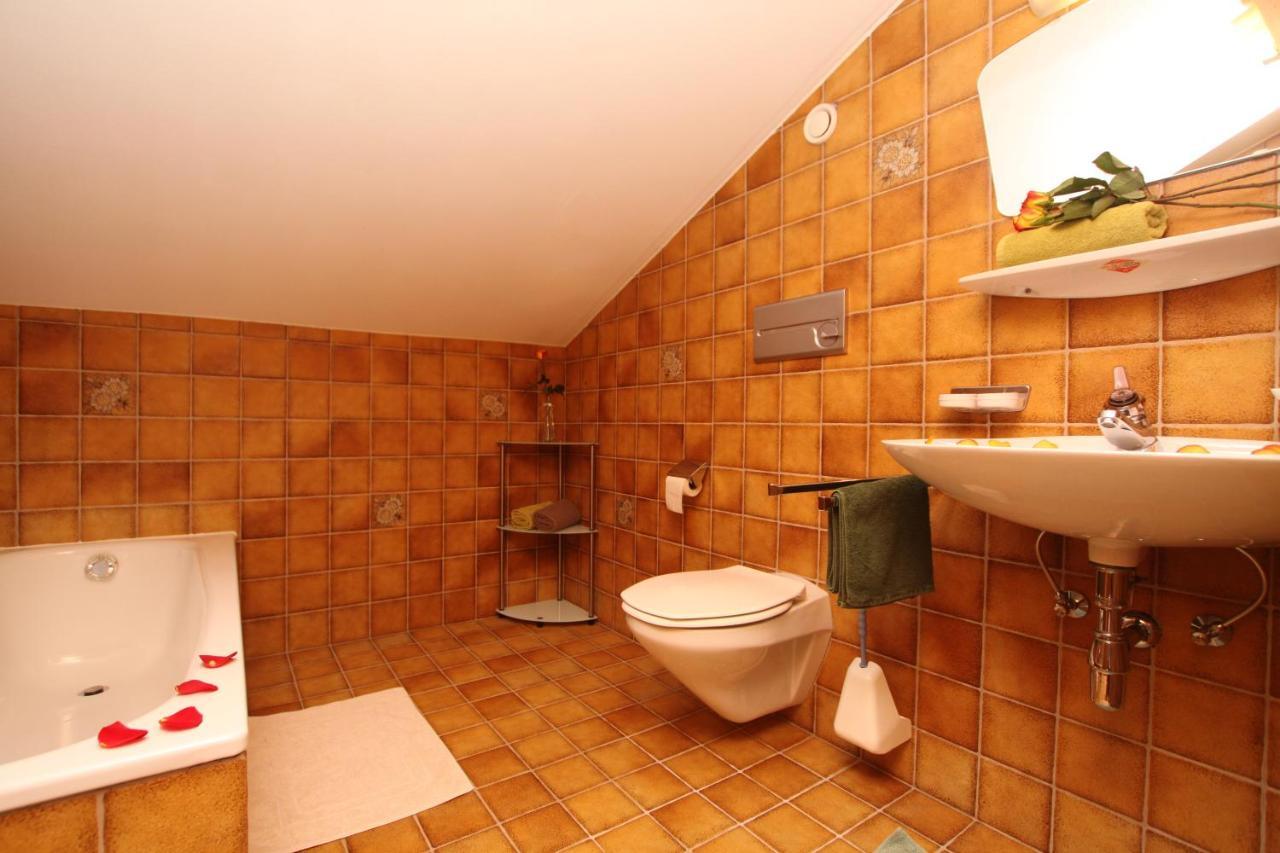 Ausfernerhof Apartment Berwang Luaran gambar